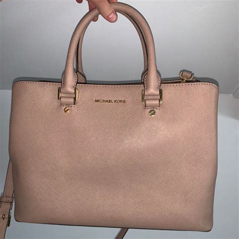 michael kors veske beige